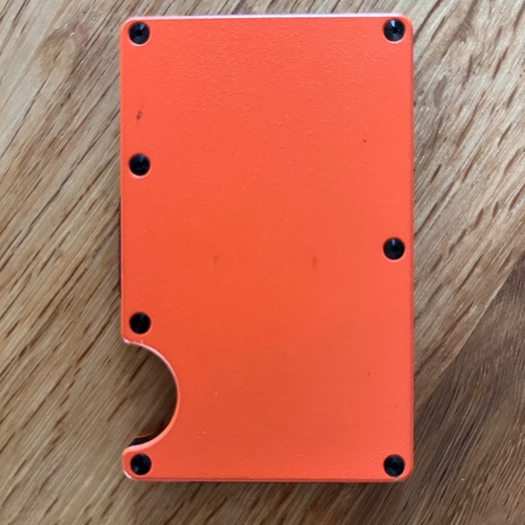 Ridge Wallet, Carbon AirTag Clip, Money Clip - Picture 3 of 8